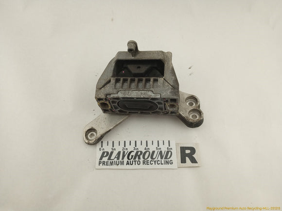 Volkswagen Beetle Passenger Right Front Engine Mount