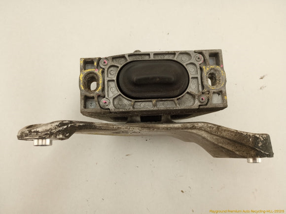 Volkswagen Beetle Passenger Right Front Engine Mount