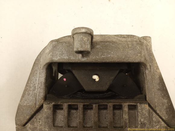 Volkswagen Beetle Passenger Right Front Engine Mount