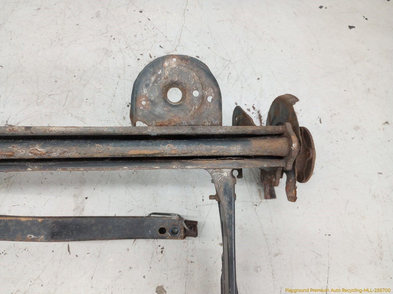 Volkswagen Beetle Rear Axle Assembly