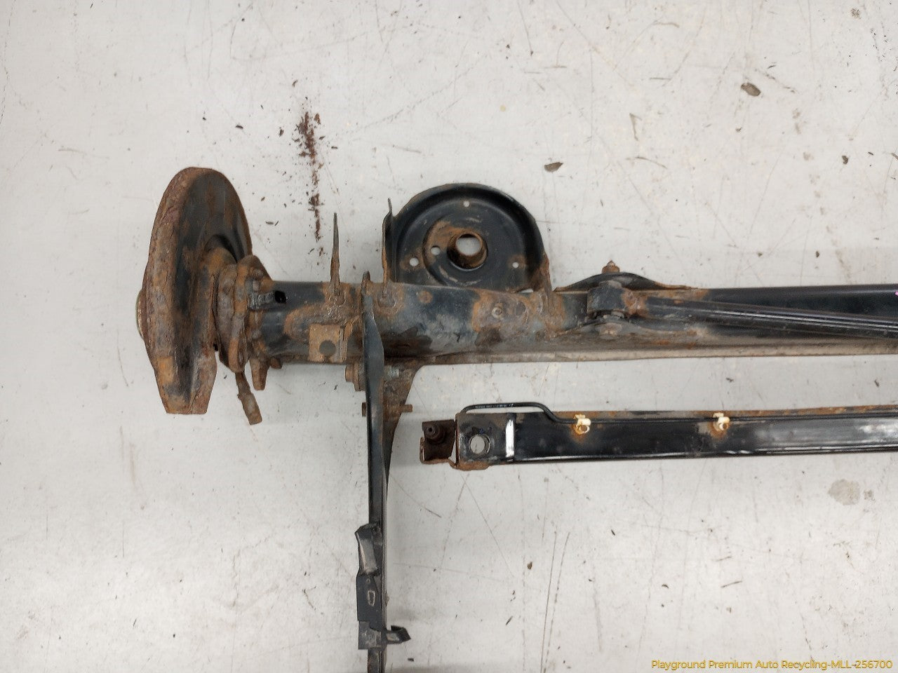 Volkswagen Beetle Rear Axle Assembly