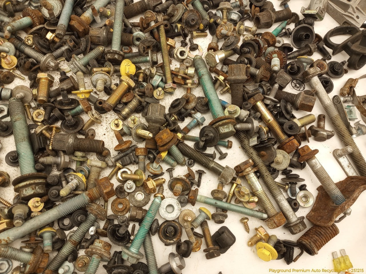 Volkswagen Beetle Dismantling Hardware Fasteners Bolts & Nuts