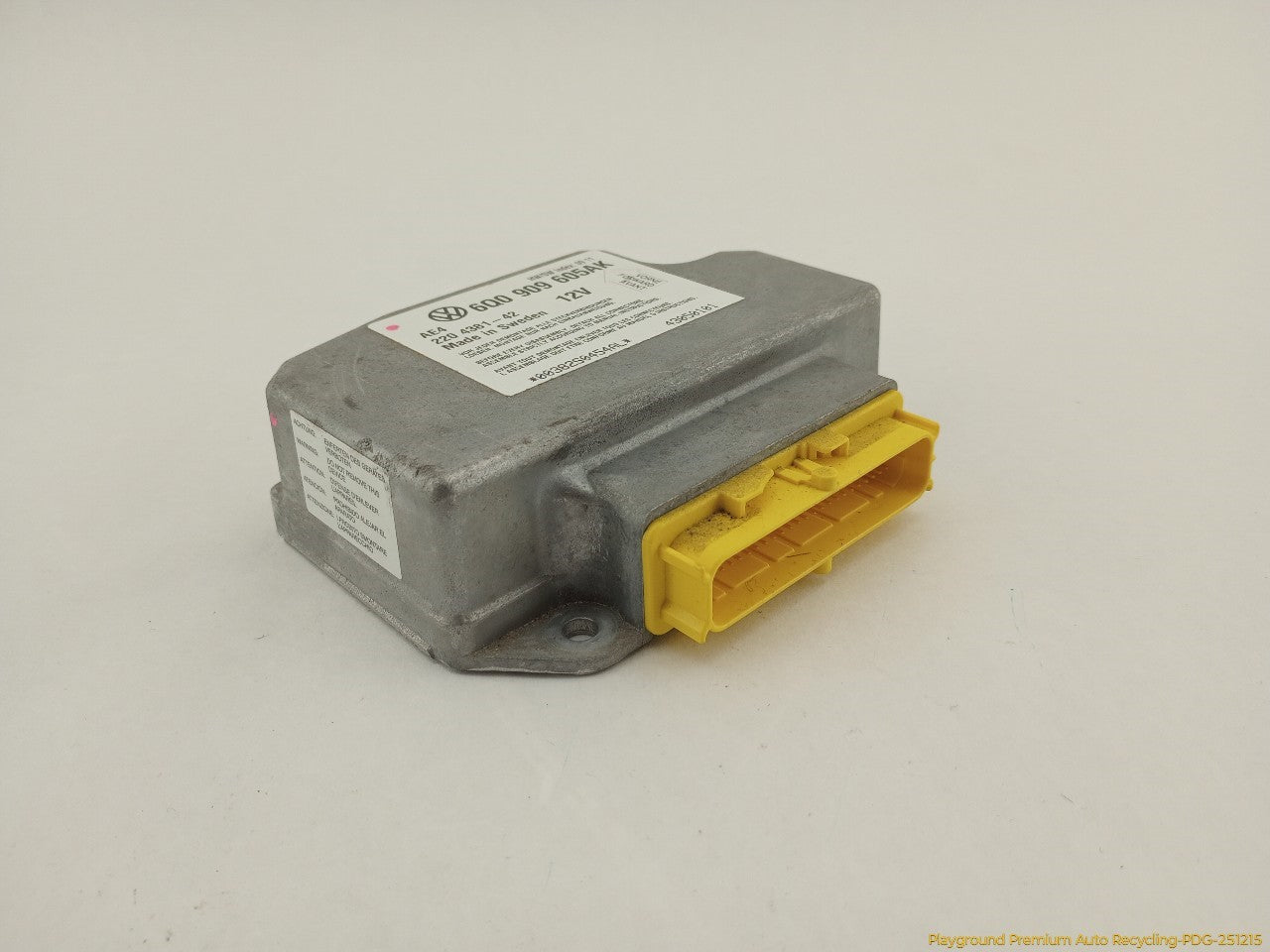Volkswagen Beetle Convertible Control Module