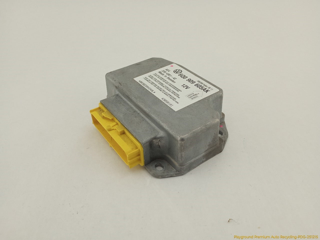 Volkswagen Beetle Convertible Control Module