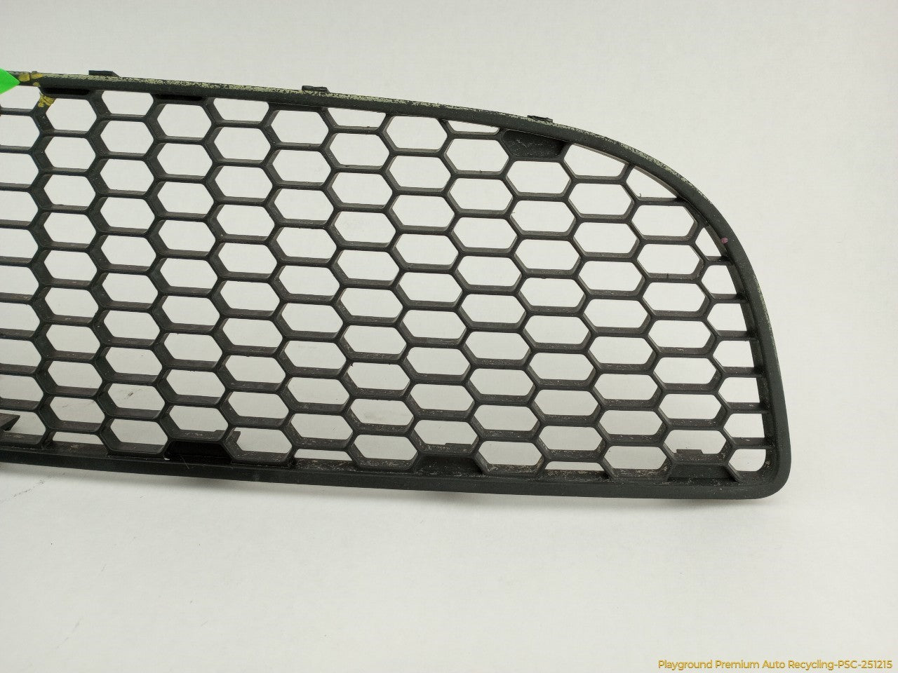 Volkswagen Beetle Front Bumper Center Lower Grille