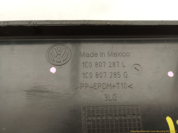 Volkswagen Beetle Front License Plate Holder