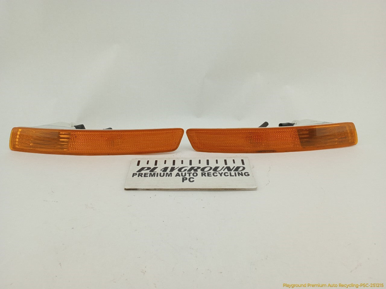 Volkswagen Beetle Pair Of Front Turn Signal Lamps