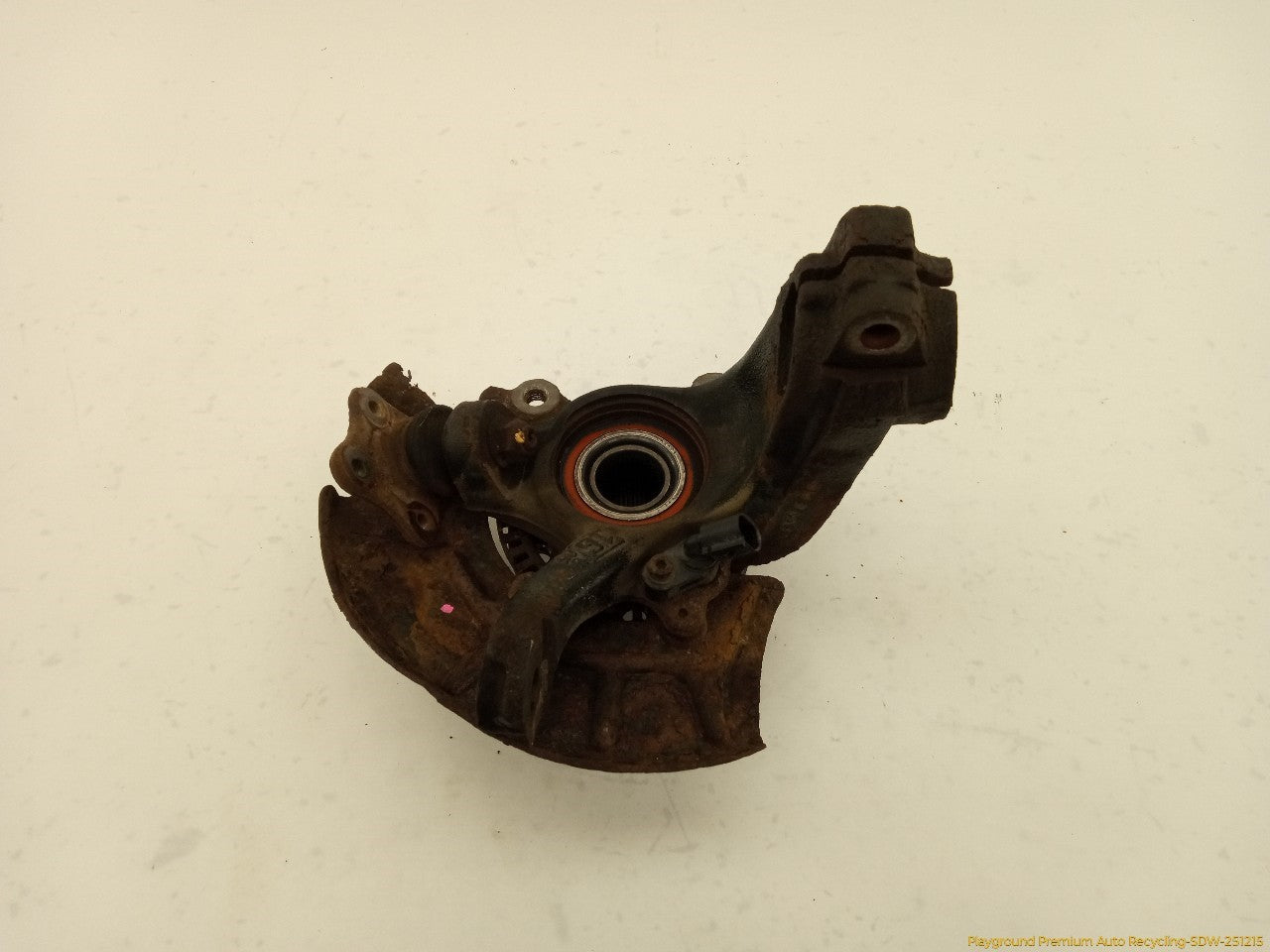 Volkswagen Beetle Passenger Right Front Spindle Knuckle Hub