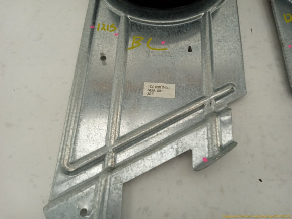 Volkswagen Beetle Pair Of Rear Door Speakers