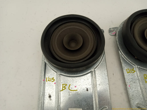 Volkswagen Beetle Pair Of Rear Door Speakers