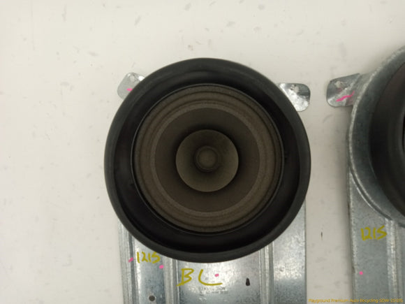 Volkswagen Beetle Pair Of Rear Door Speakers