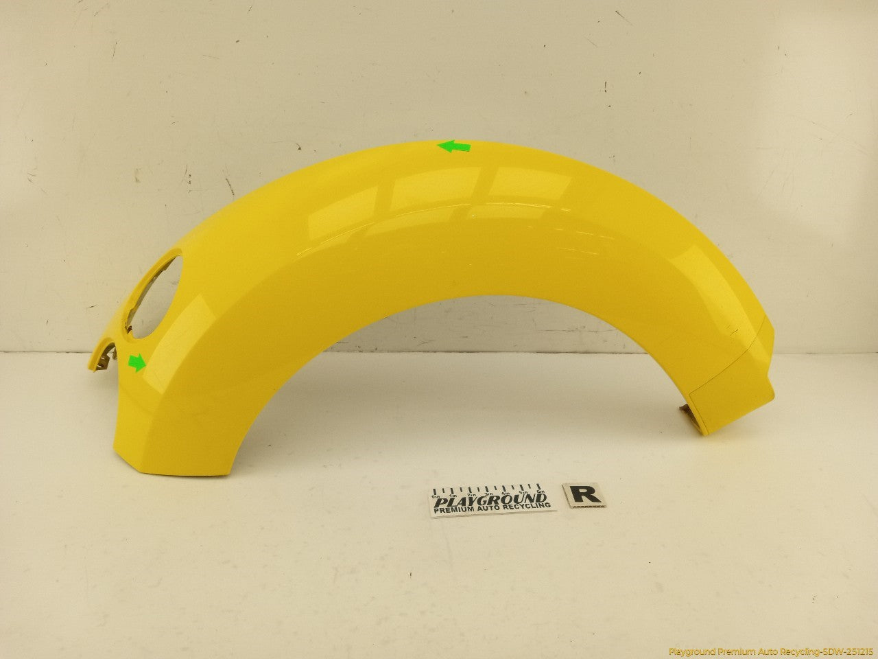 Volkswagen Beetle Passenger Right Rear Fender