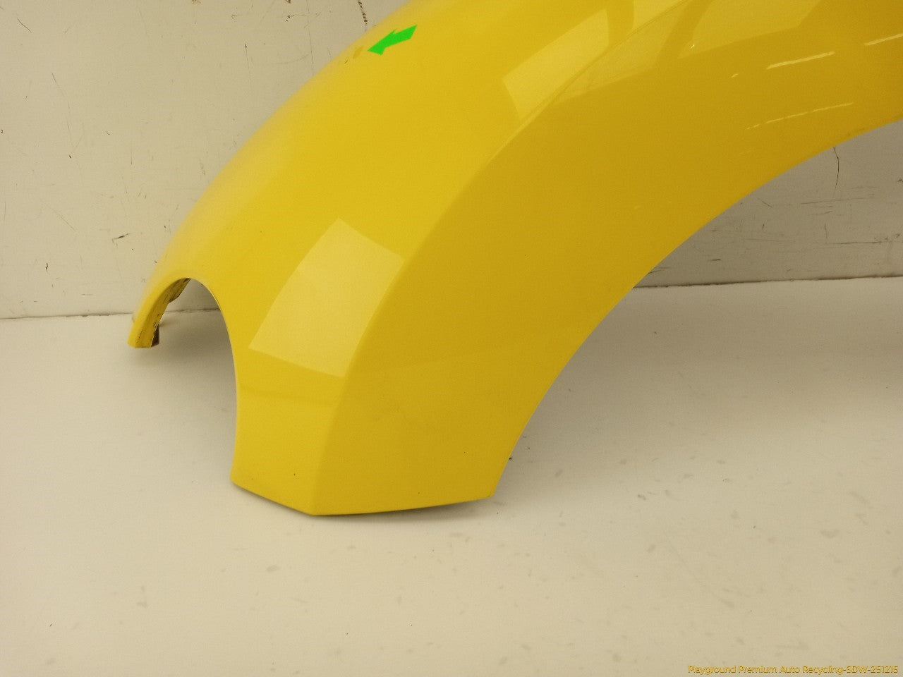 Volkswagen Beetle Driver Left Front Fender
