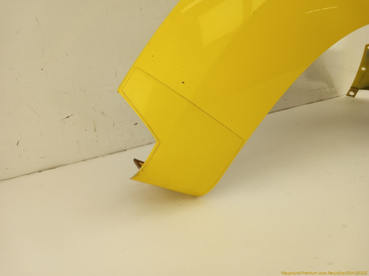 Volkswagen Beetle Driver Left Rear Fender - 0