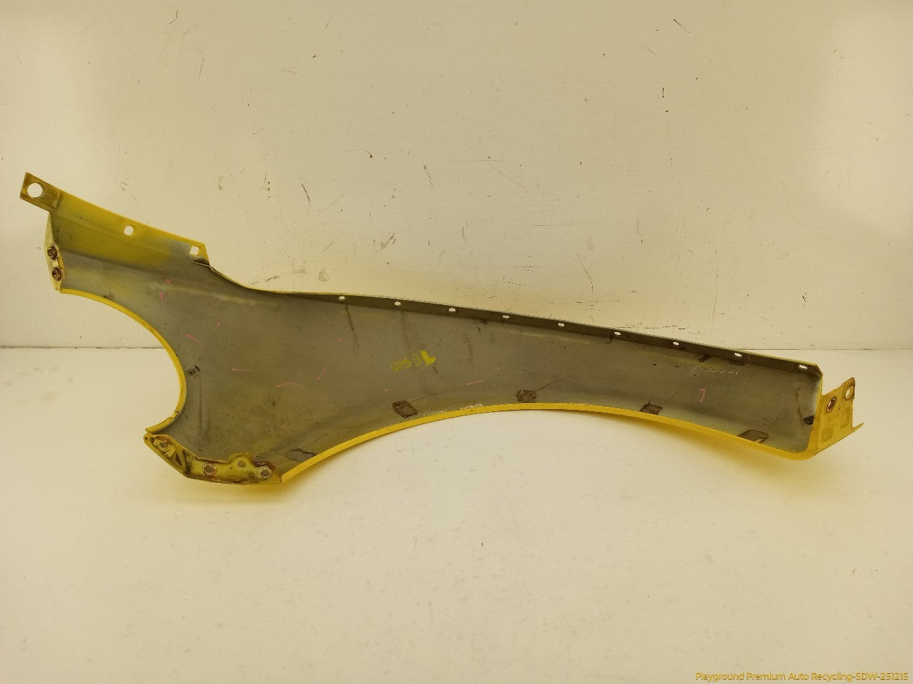 Volkswagen Beetle Driver Left Rear Fender