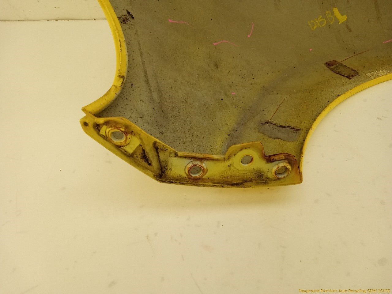 Volkswagen Beetle Driver Left Rear Fender