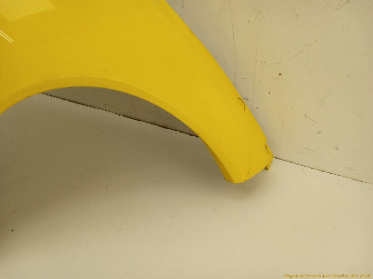 Volkswagen Beetle Passenger Right Front Fender