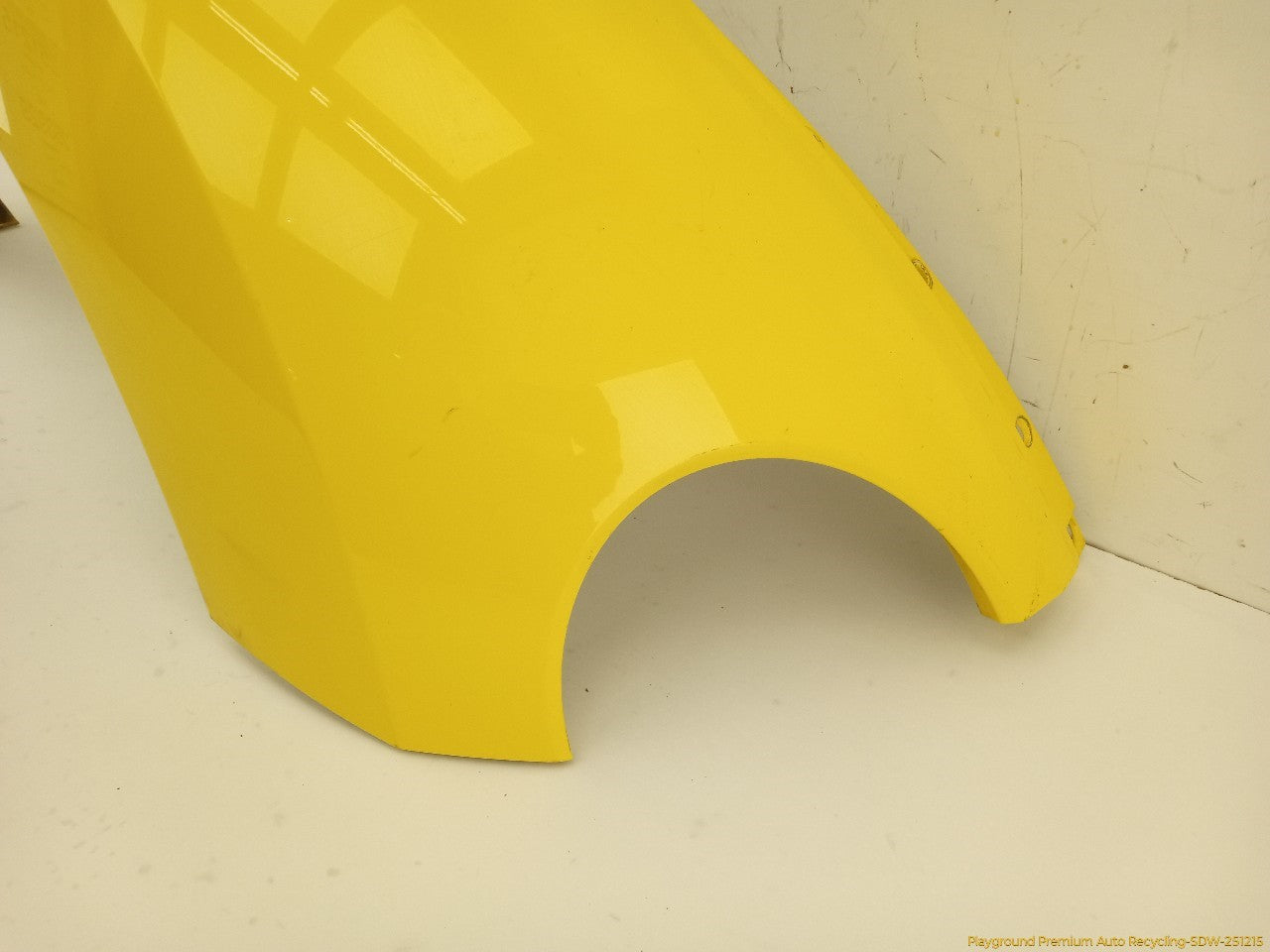 Volkswagen Beetle Passenger Right Front Fender