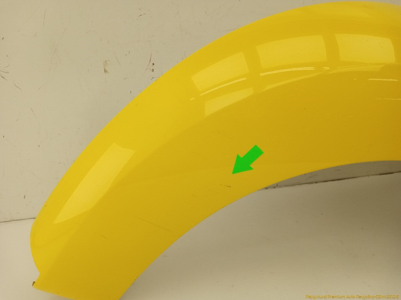 Volkswagen Beetle Passenger Right Front Fender