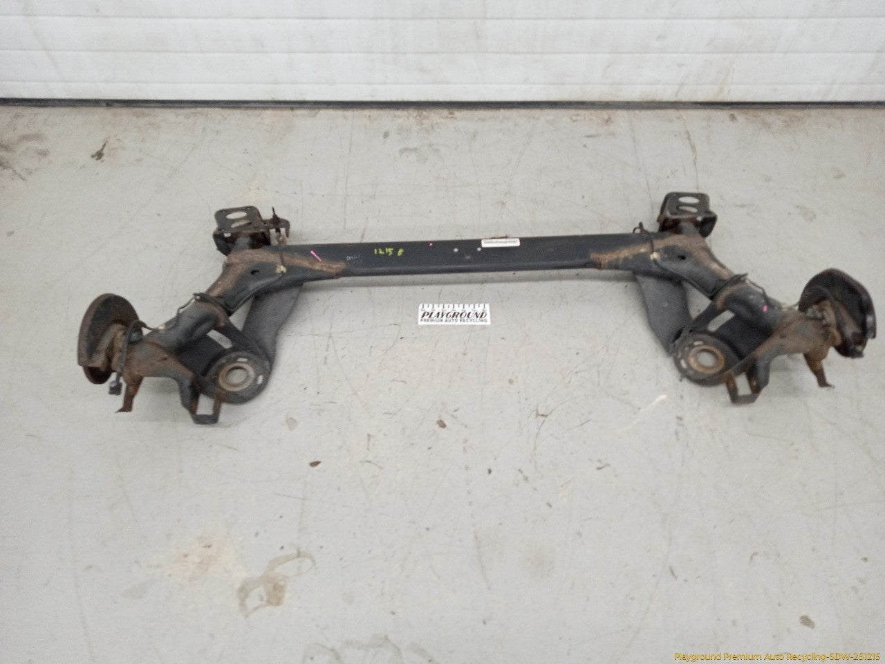 Volkswagen Beetle Rear Axle Assembly
