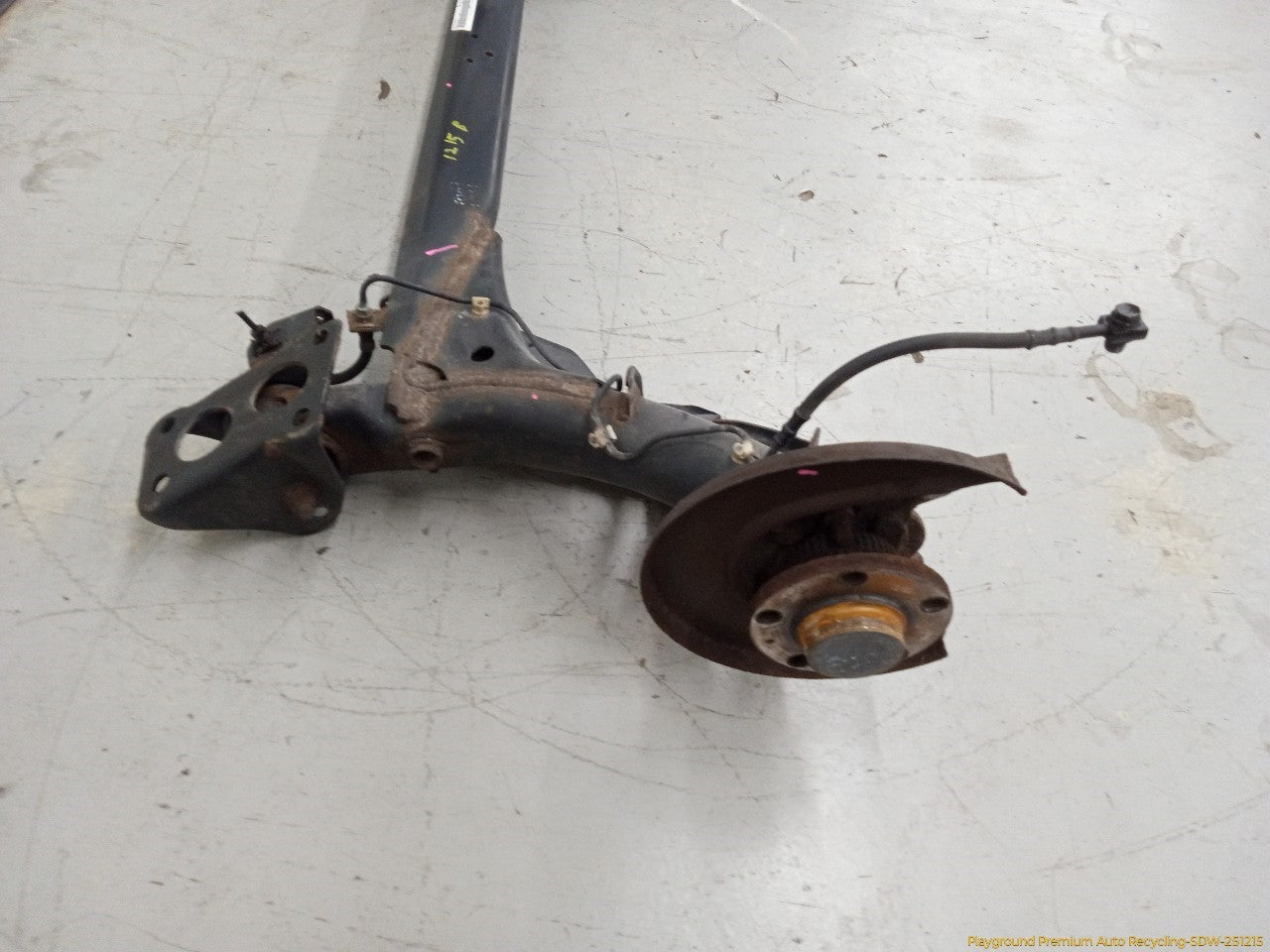 Volkswagen Beetle Rear Axle Assembly