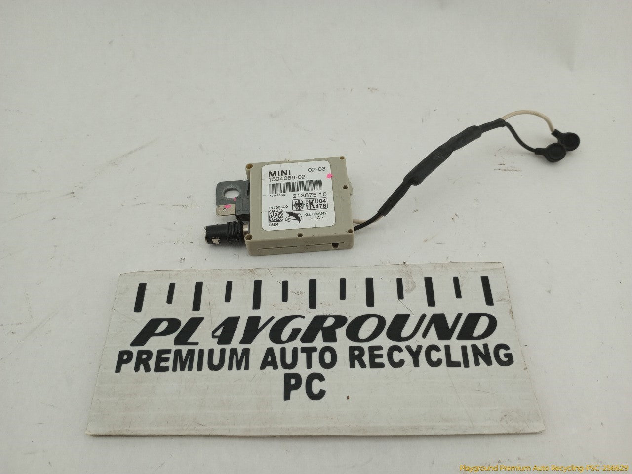 Mini Cooper S Radio Antenna Signal Trap Booster