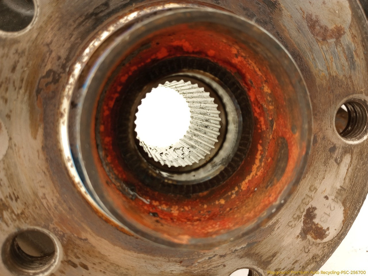 Volkswagen Beetle Passenger Right Front Spindle Knuckle Hub