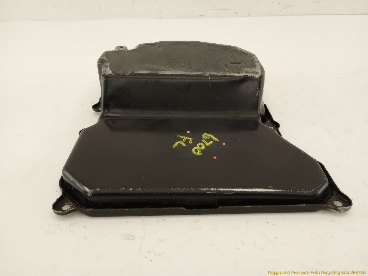 Volkswagen Beetle Transmission Oil Pan