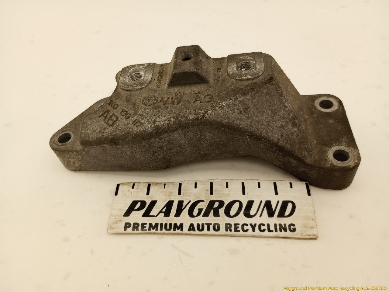 Volkswagen Beetle Driver Left Transmission Mount