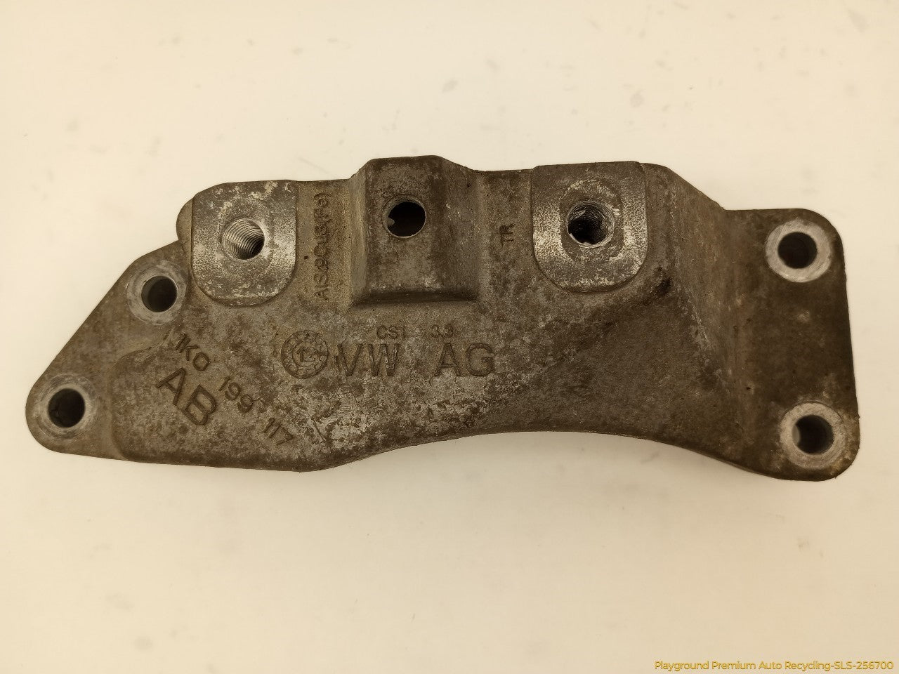 Volkswagen Beetle Driver Left Transmission Mount - 0