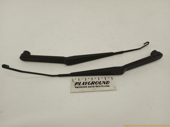 Subaru Forester Pair Of Windshield Wiper Arms