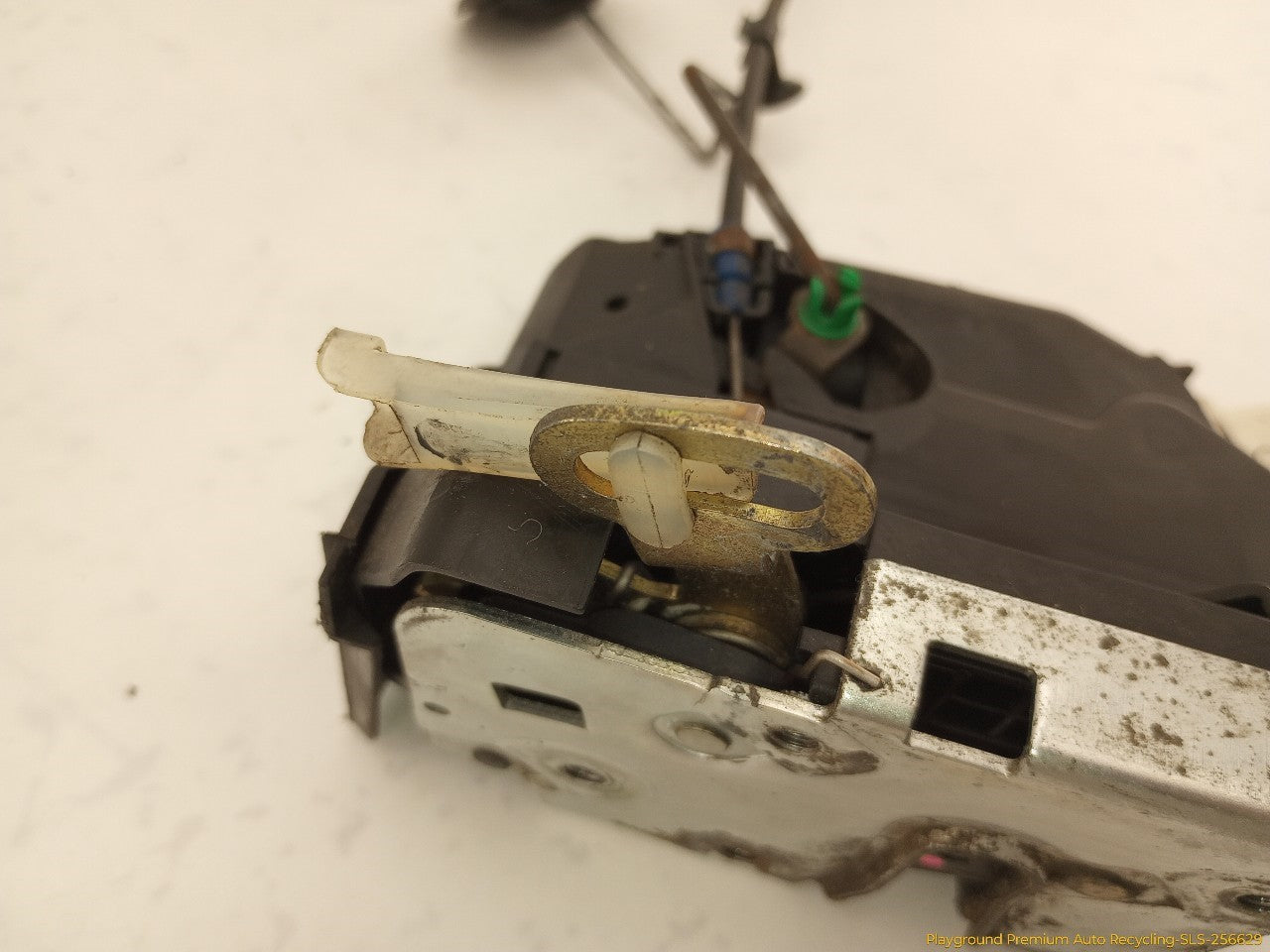 Mini Cooper S Passenger Right Front Door Lock Actuator