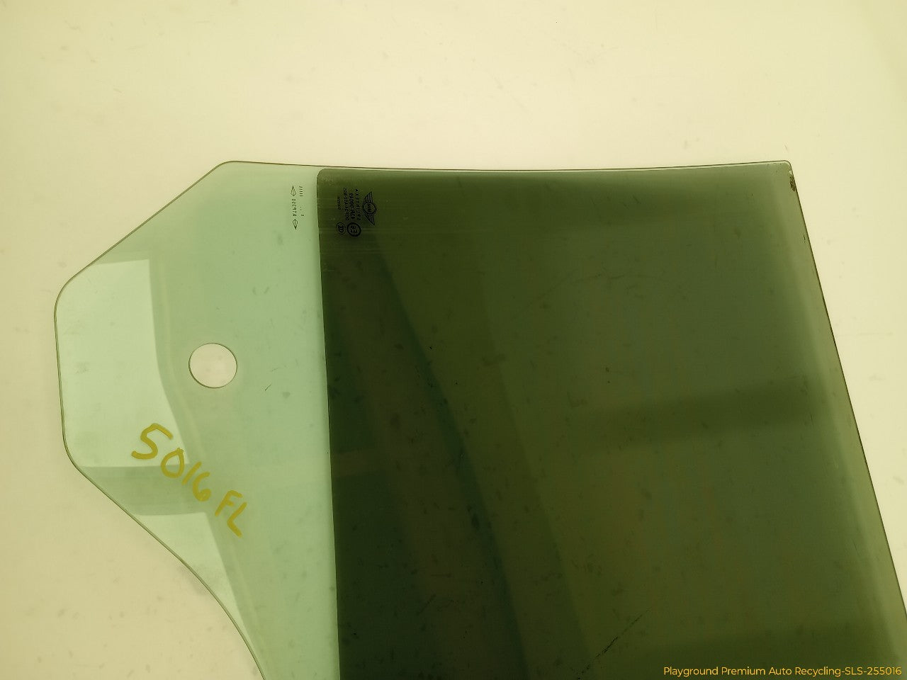 Mini Cooper Driver Left Front Door Window Glass