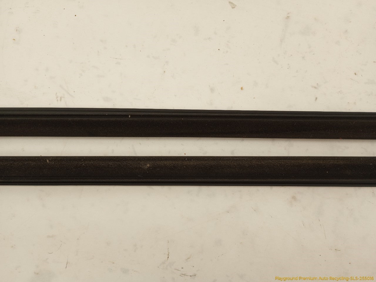 Mini Cooper Pair Of Front Window Belt Strip Moldings