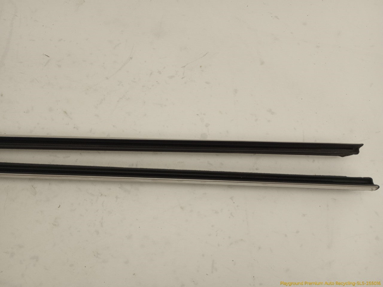 Mini Cooper Pair Of Front Window Belt Strip Moldings