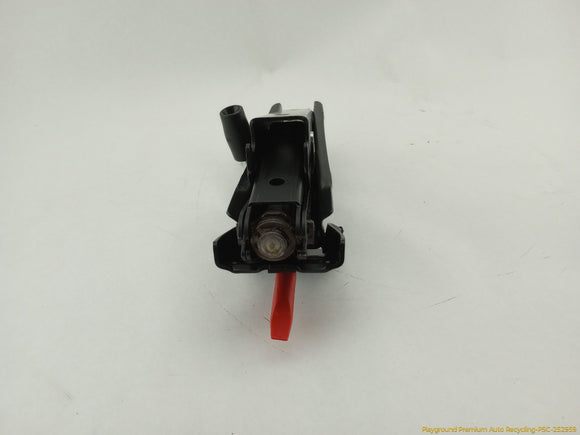 Volvo C70 Vehicle Jack