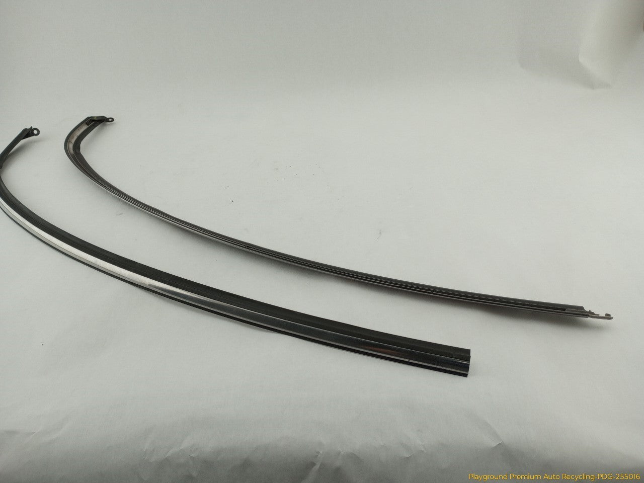 Mini Cooper Pair Of Rear Quarter Chrome Moldings