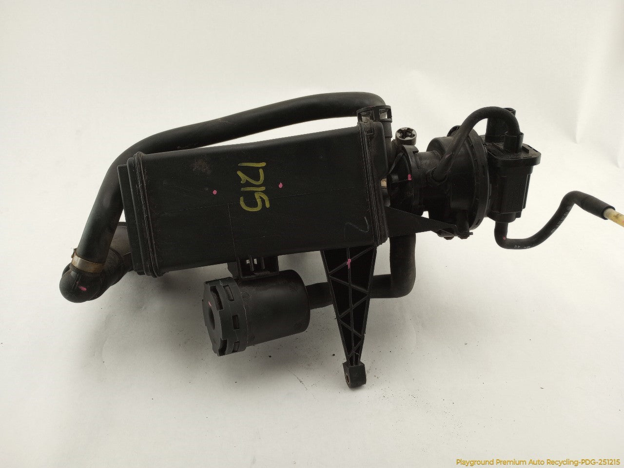 Volkswagen Beetle Fuel Vapor Charcoal Canister - 0