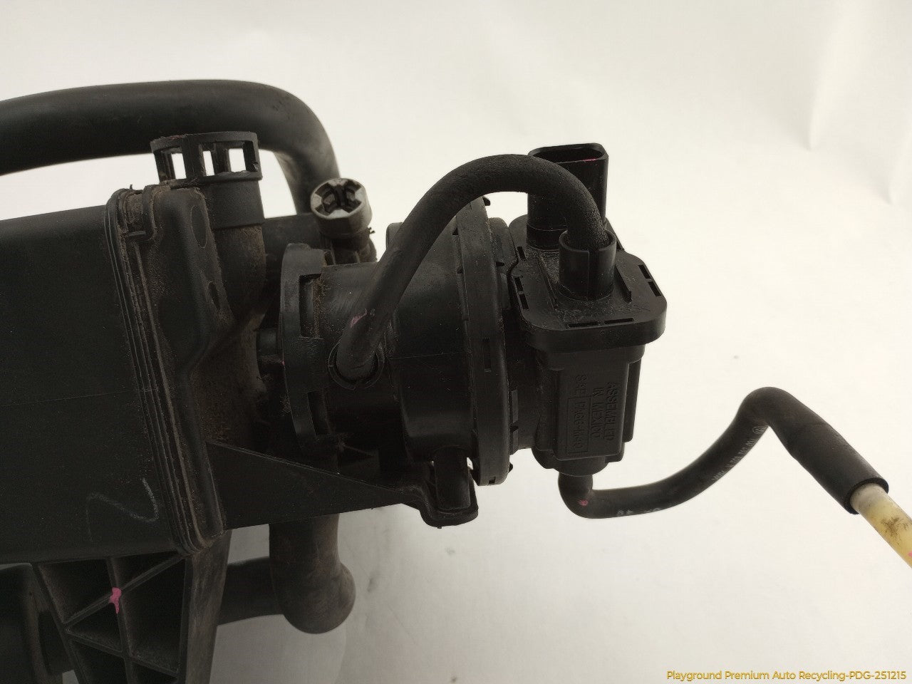 Volkswagen Beetle Fuel Vapor Charcoal Canister
