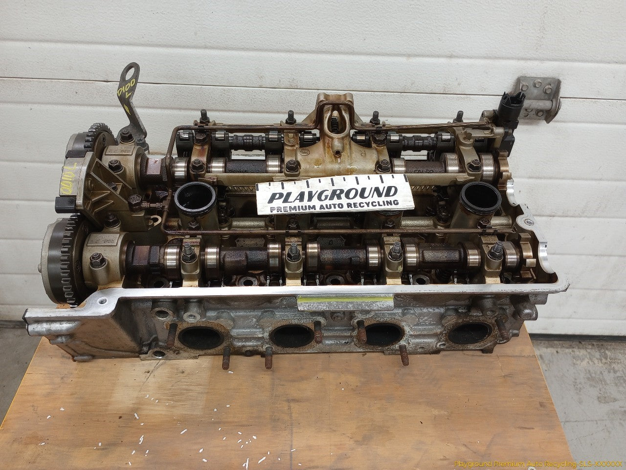 BMW 650i Driver Left Engine Cylinder Head