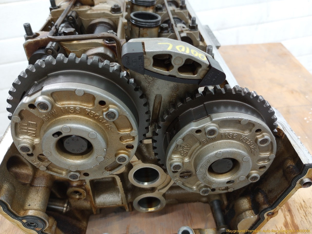 BMW 650i Driver Left Engine Cylinder Head