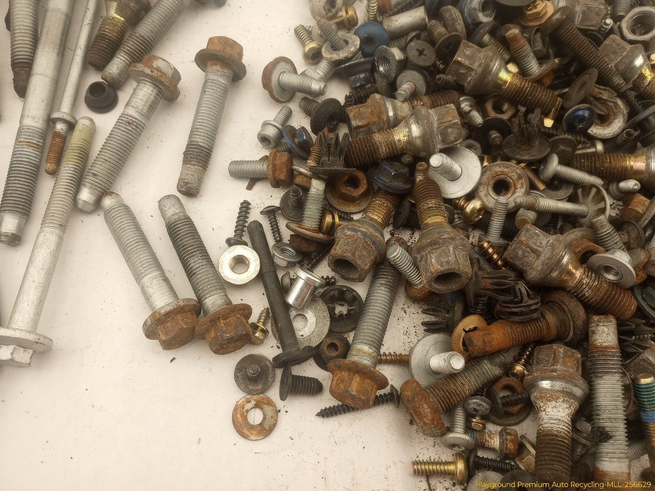 Mini Cooper S Dismantling Hardware Fasteners Bolts & Nuts