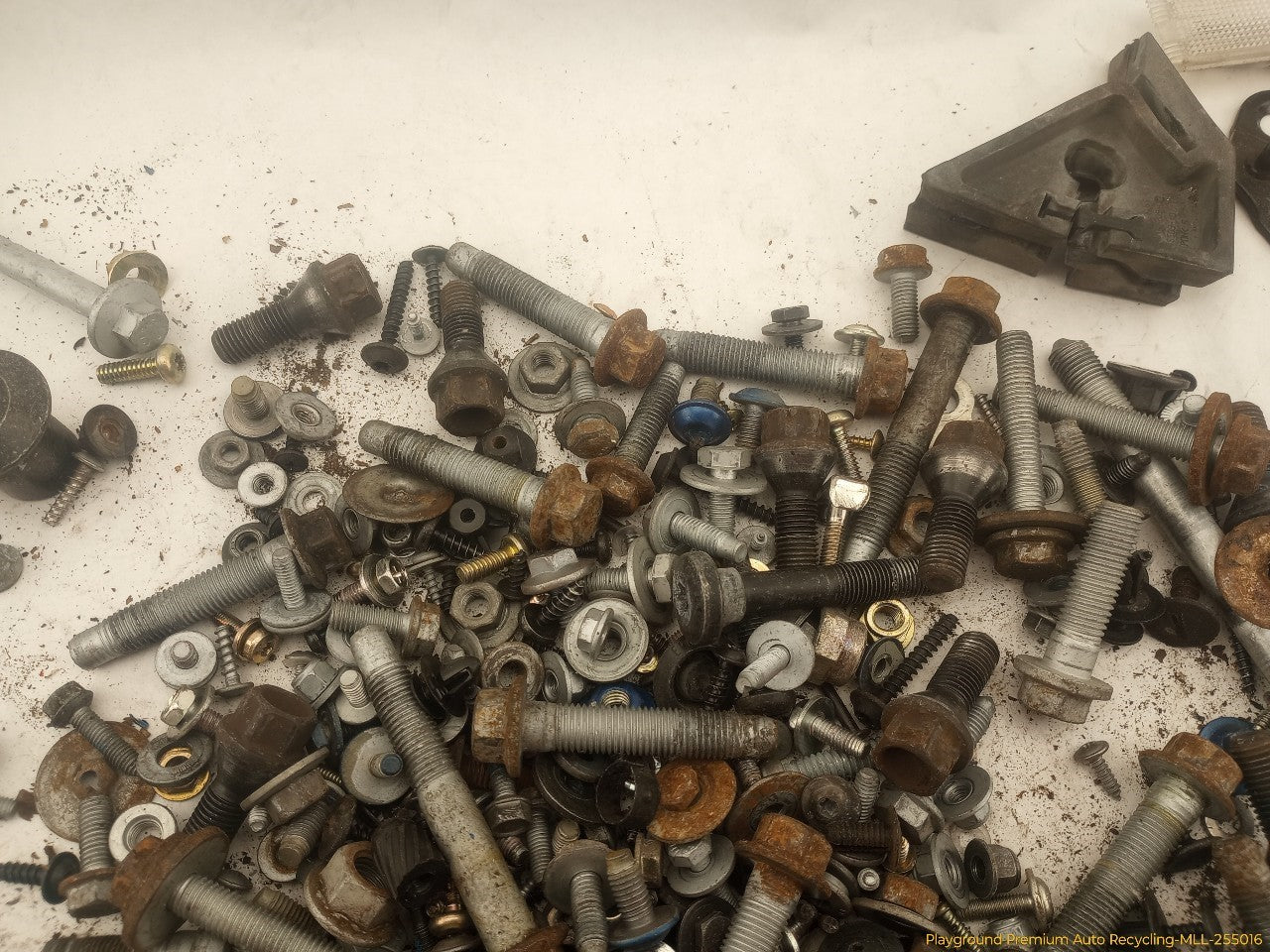 Mini Cooper Dismantling Hardware Fasteners Bolts & Nuts