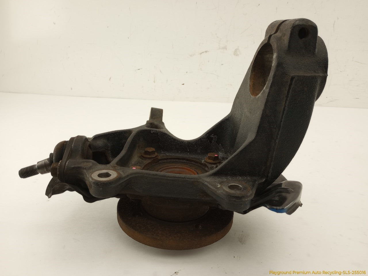 Mini Cooper Driver Left Front Spindle Knuckle Hub