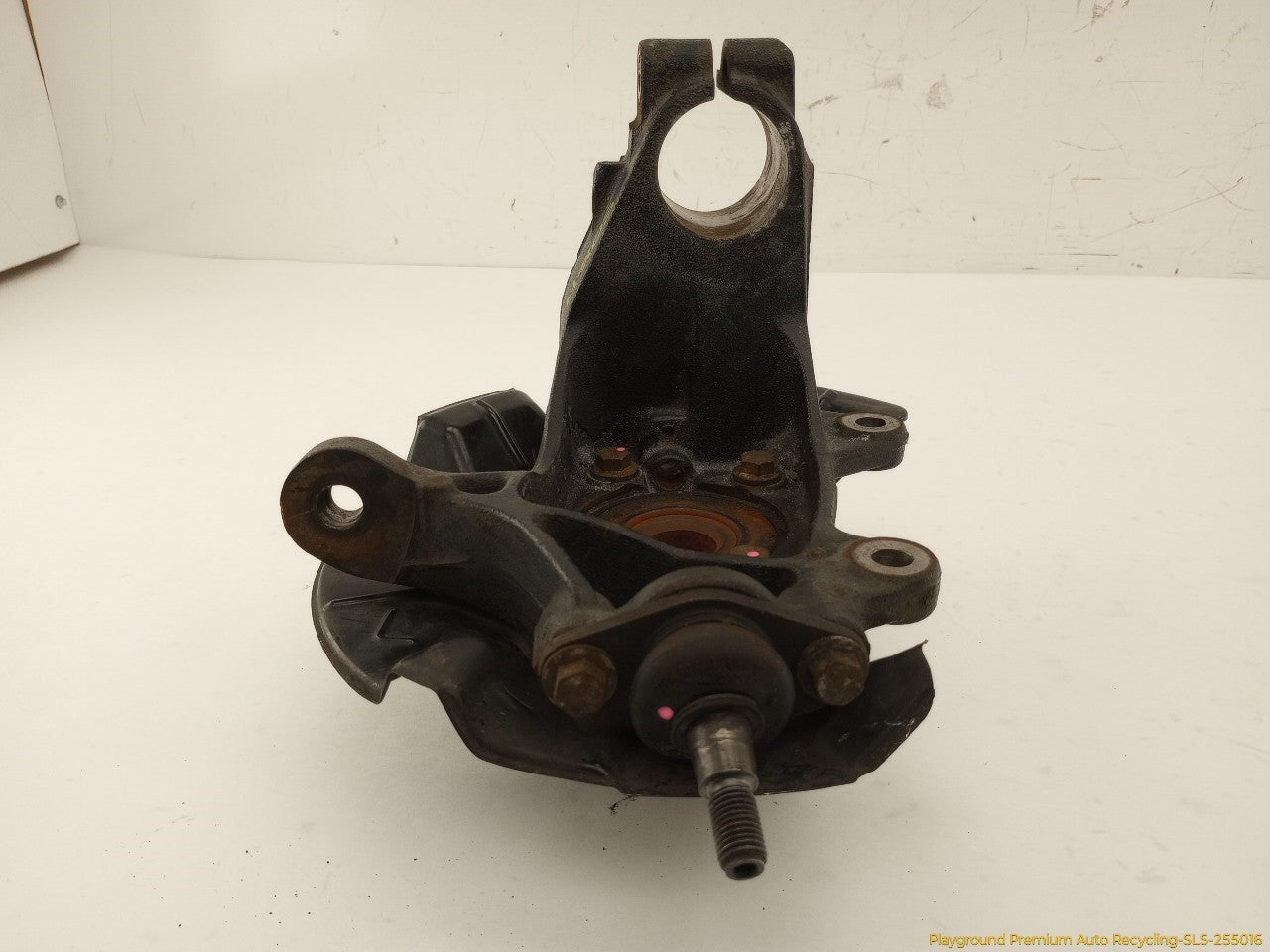 Mini Cooper Driver Left Front Spindle Knuckle Hub
