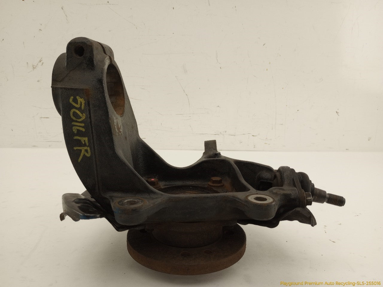 Mini Cooper Passenger Right Front Spindle Knuckle Hub