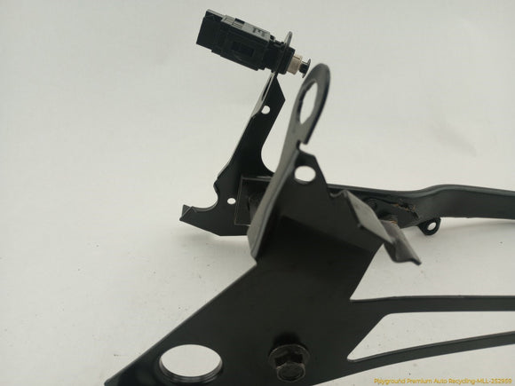 Volvo C70 Brake Pedal