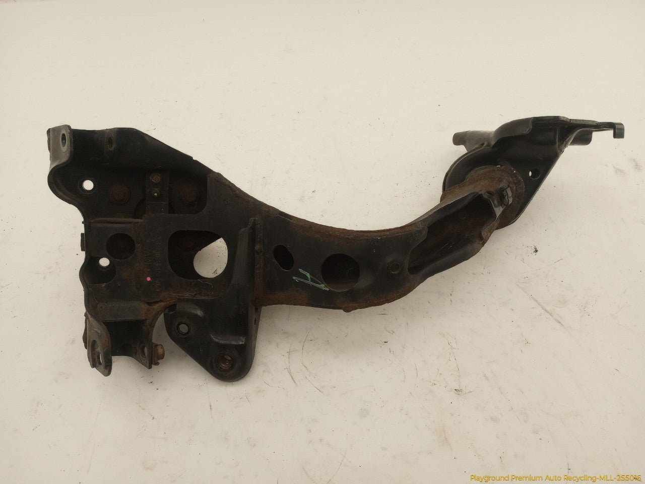 Mini Cooper Driver Left Rear Spindle Knuckle Hub - 0