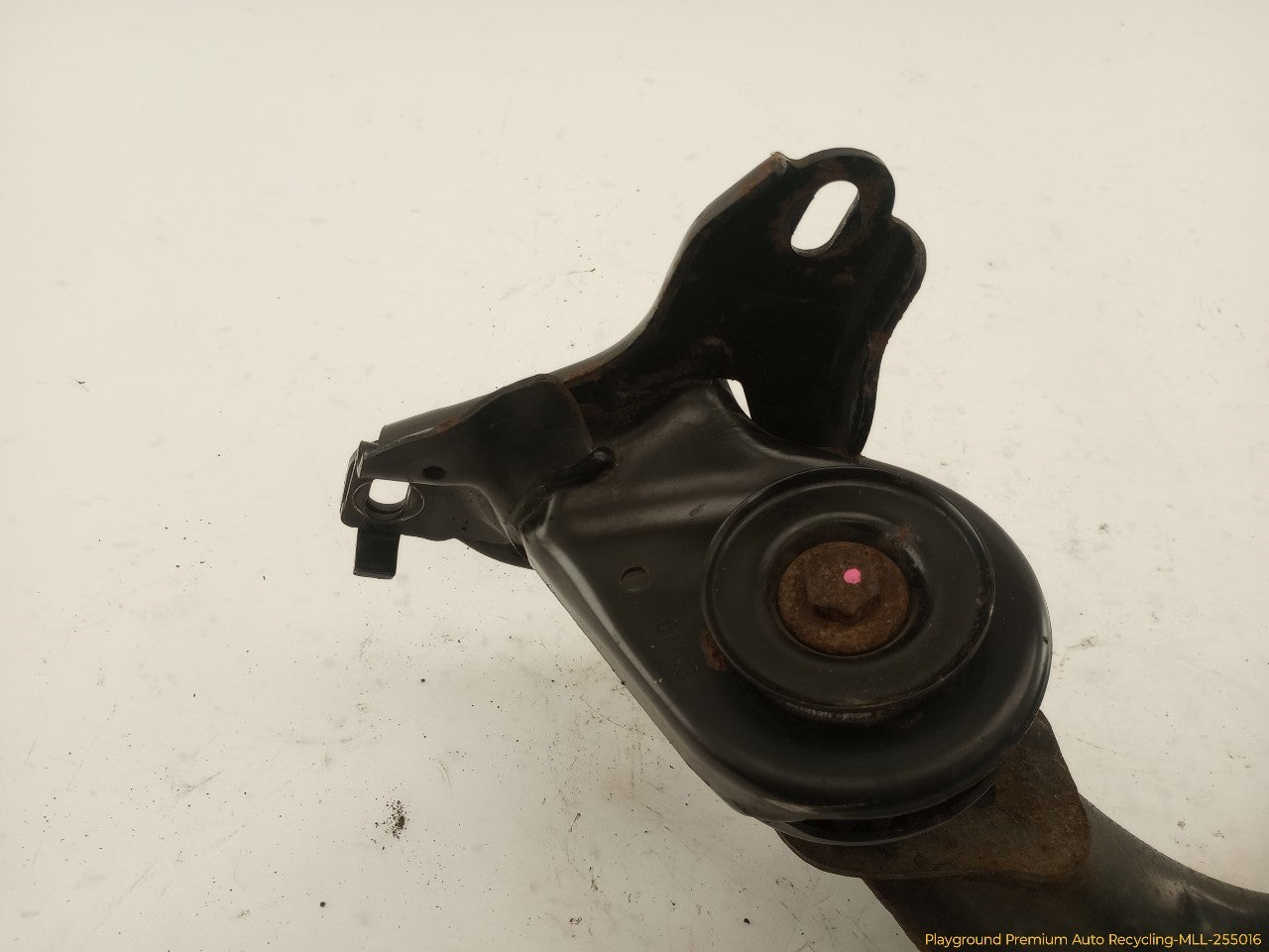 Mini Cooper Driver Left Rear Spindle Knuckle Hub