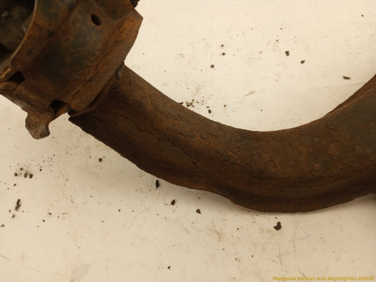 Mini Cooper S Driver Left Rear Spindle Knuckle Hub